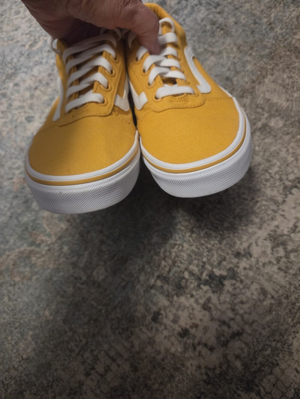 Vans Old Skool Yellow/White Low-Top Skate Shoes – Women’s 8.5 (Like New!) - Picture 6 of 9